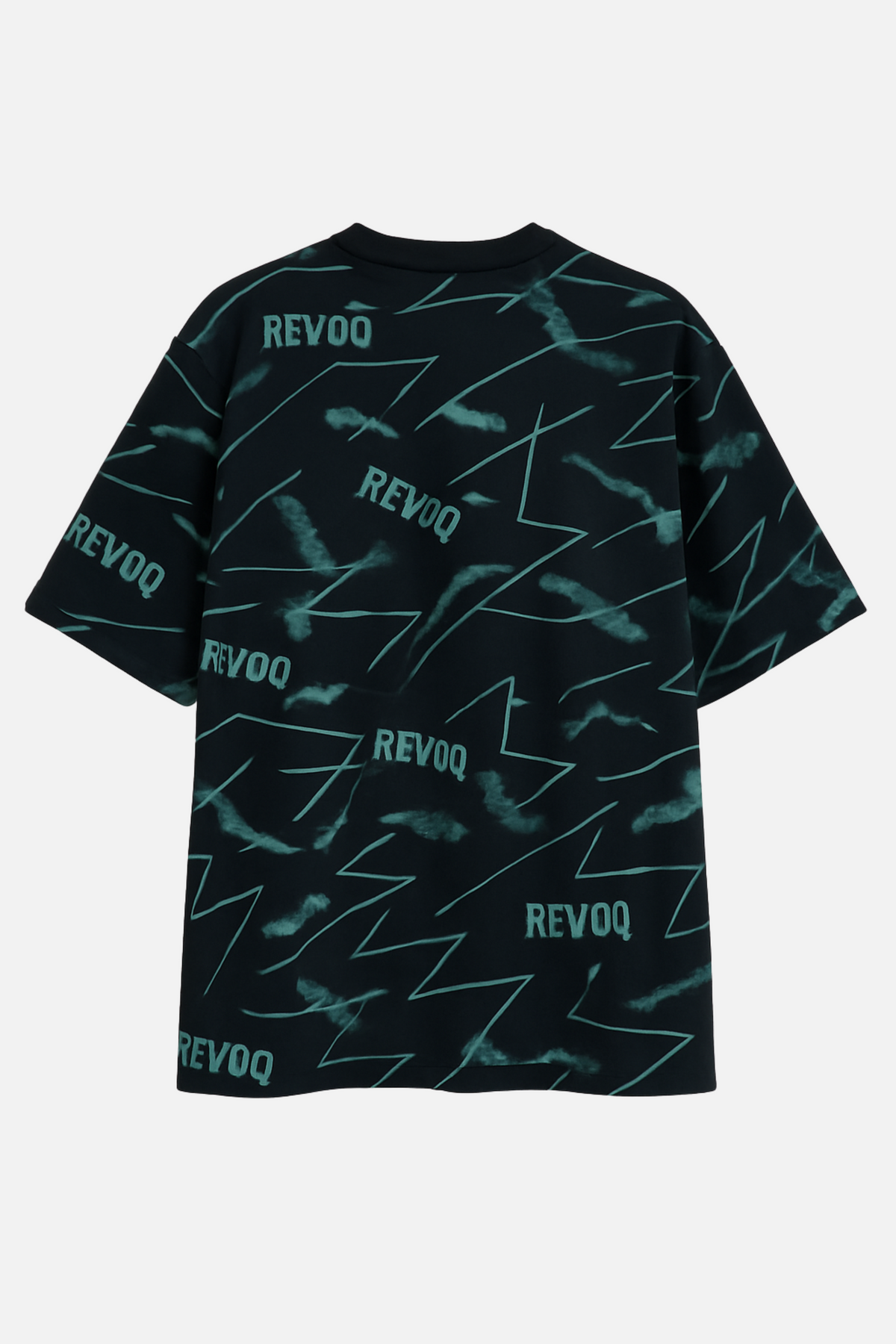 Modvst Black Tee