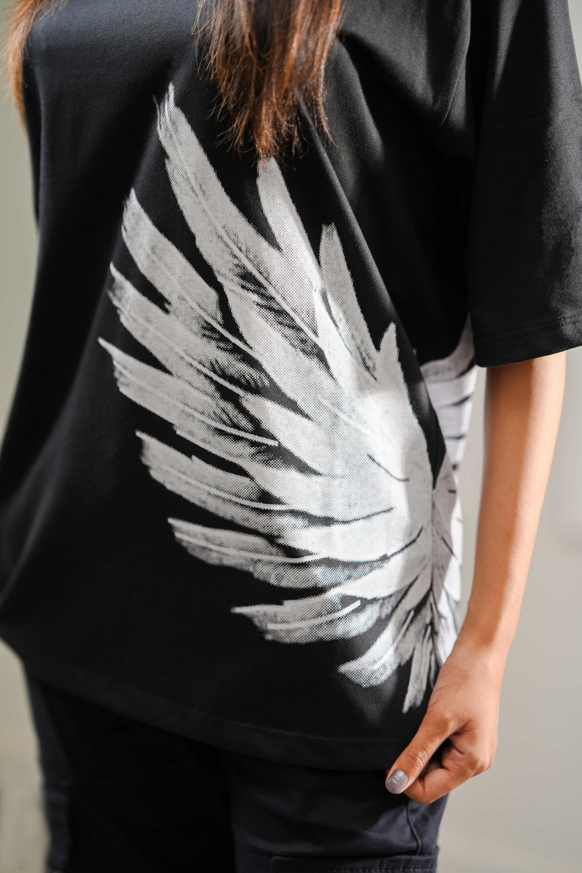 Essencl Black Tee
