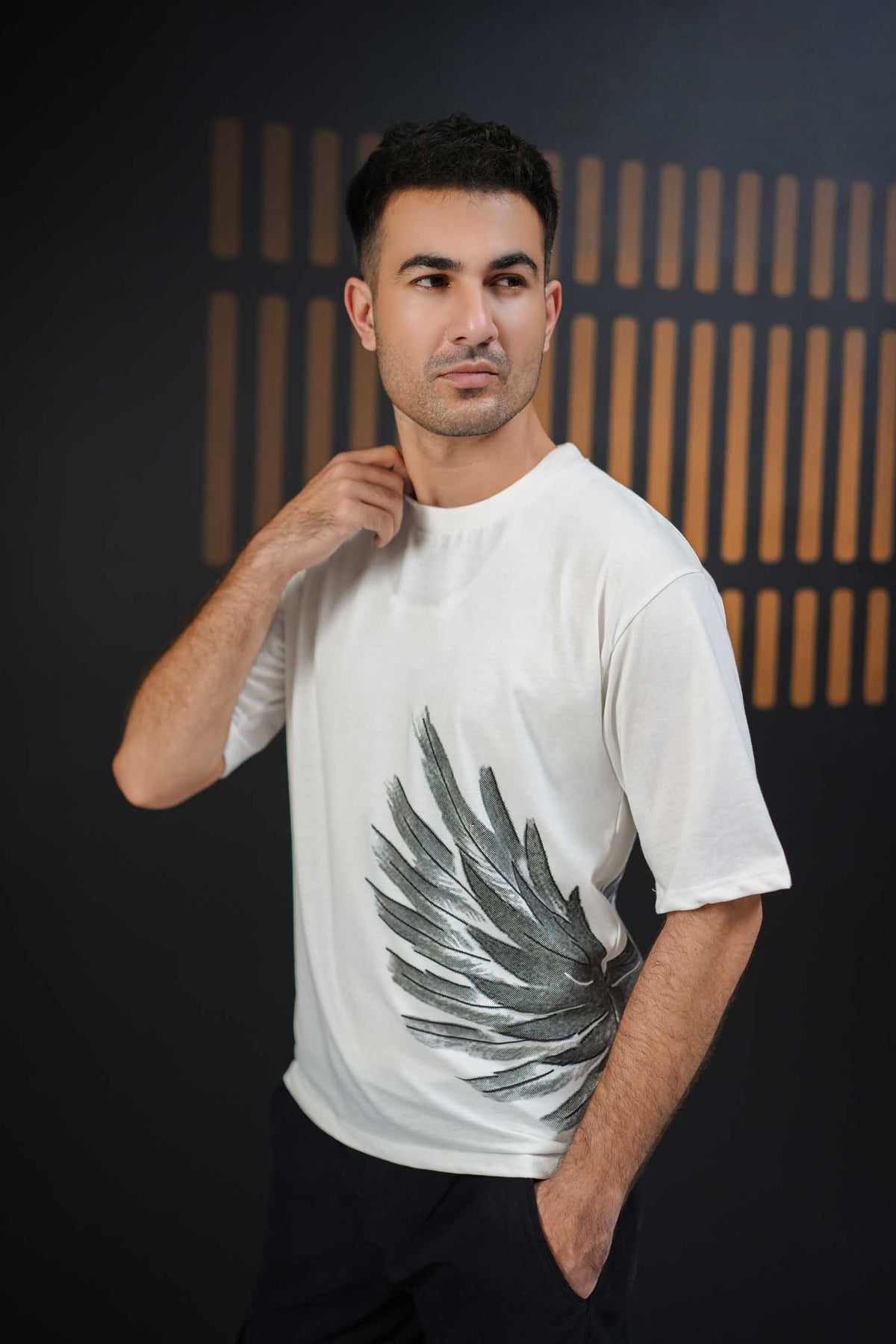 Essencl White (T-Shirt)